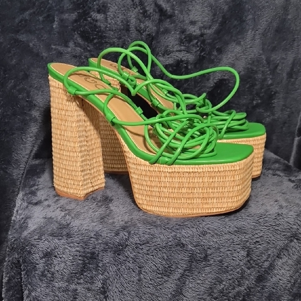 EGO Vibrant Green and Tan Platform Sandals - Picture 3 of 6